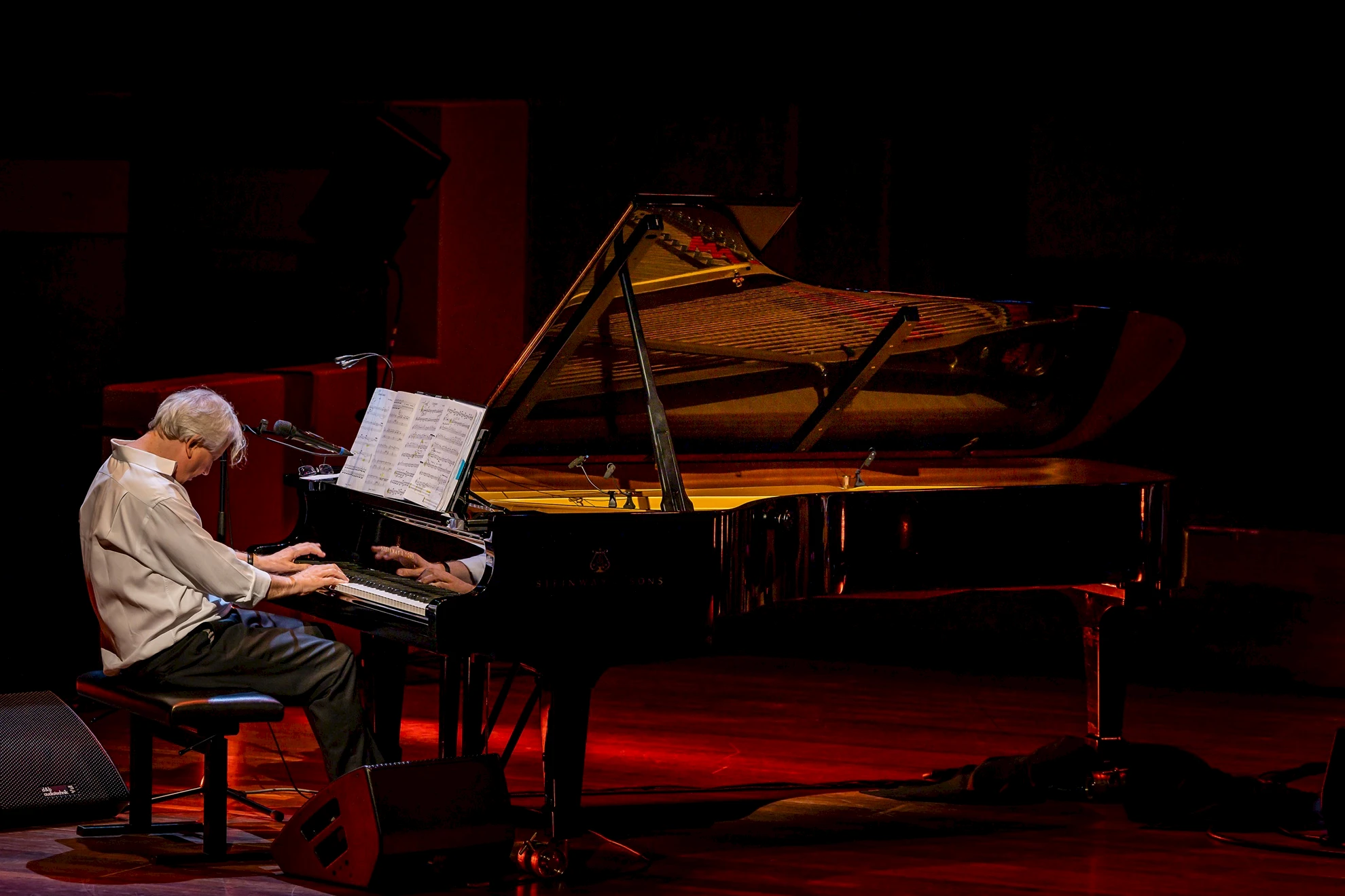 Wim Mertens Piano Solo
